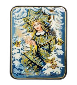 Народные промыслы ШК-55/ 72 Шкатулка «Снегурочка» авт. Маркова Т.