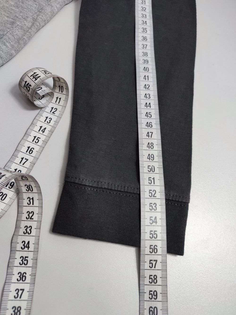 Джемпер с принтом на 12 лет