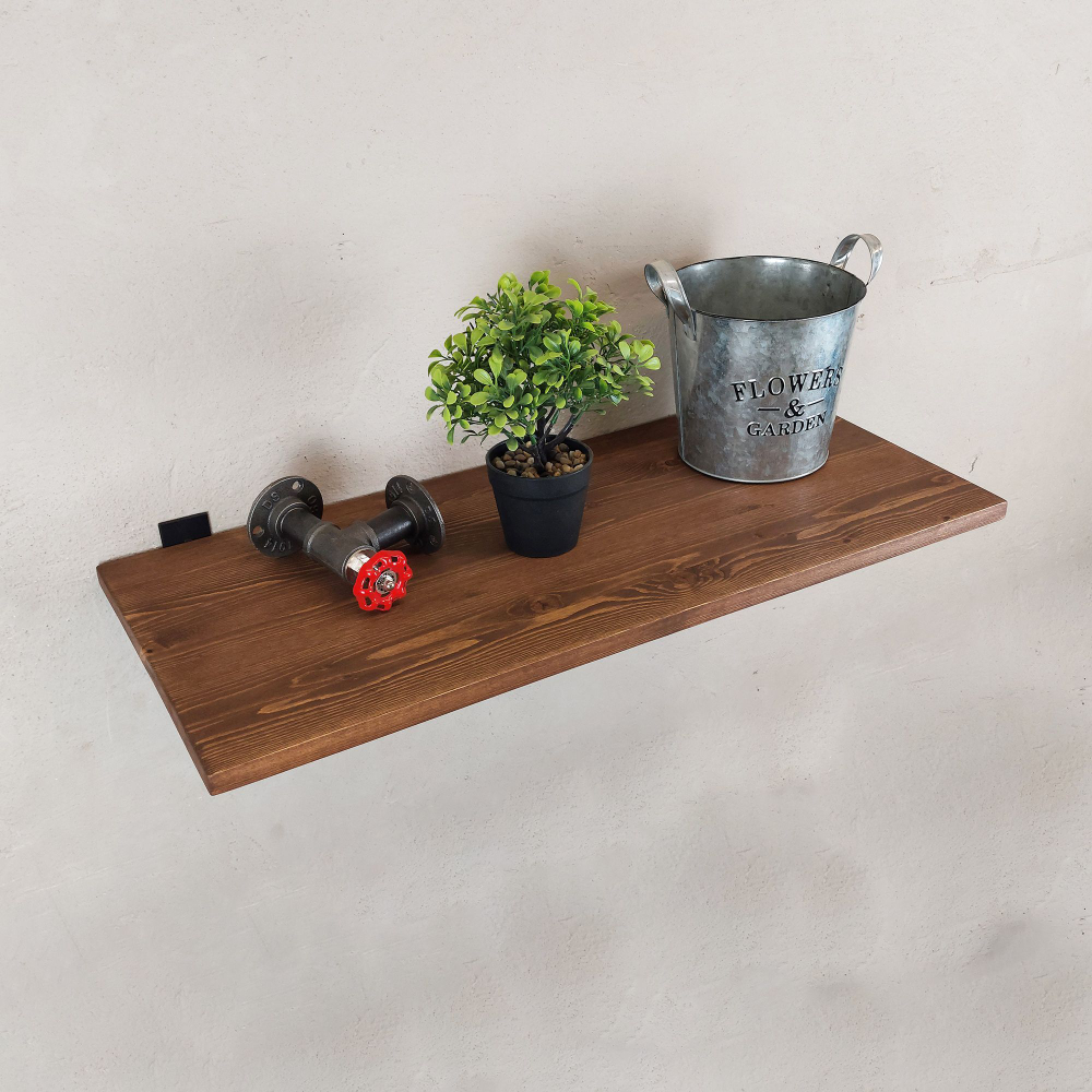 Настенные полки из натурального дерева в стиле Лофт