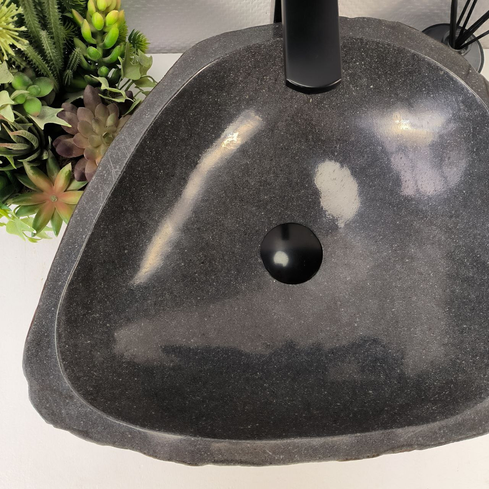 Раковина из речного камня RS-65144 42*38*15 0856