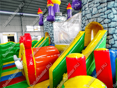 Большой надувной батут "Средневековье" 8*8*5 м