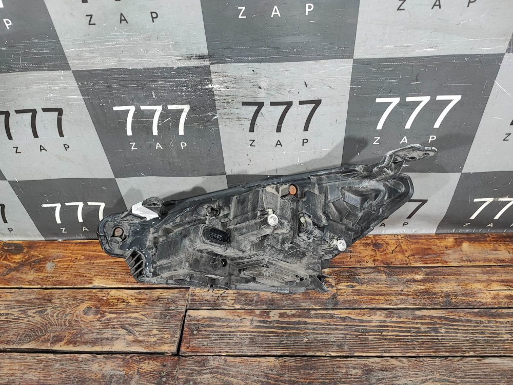 Фара правая LED Chery Tiggo 7 Pro 20-нв Б/У Оригинал 605000200AB