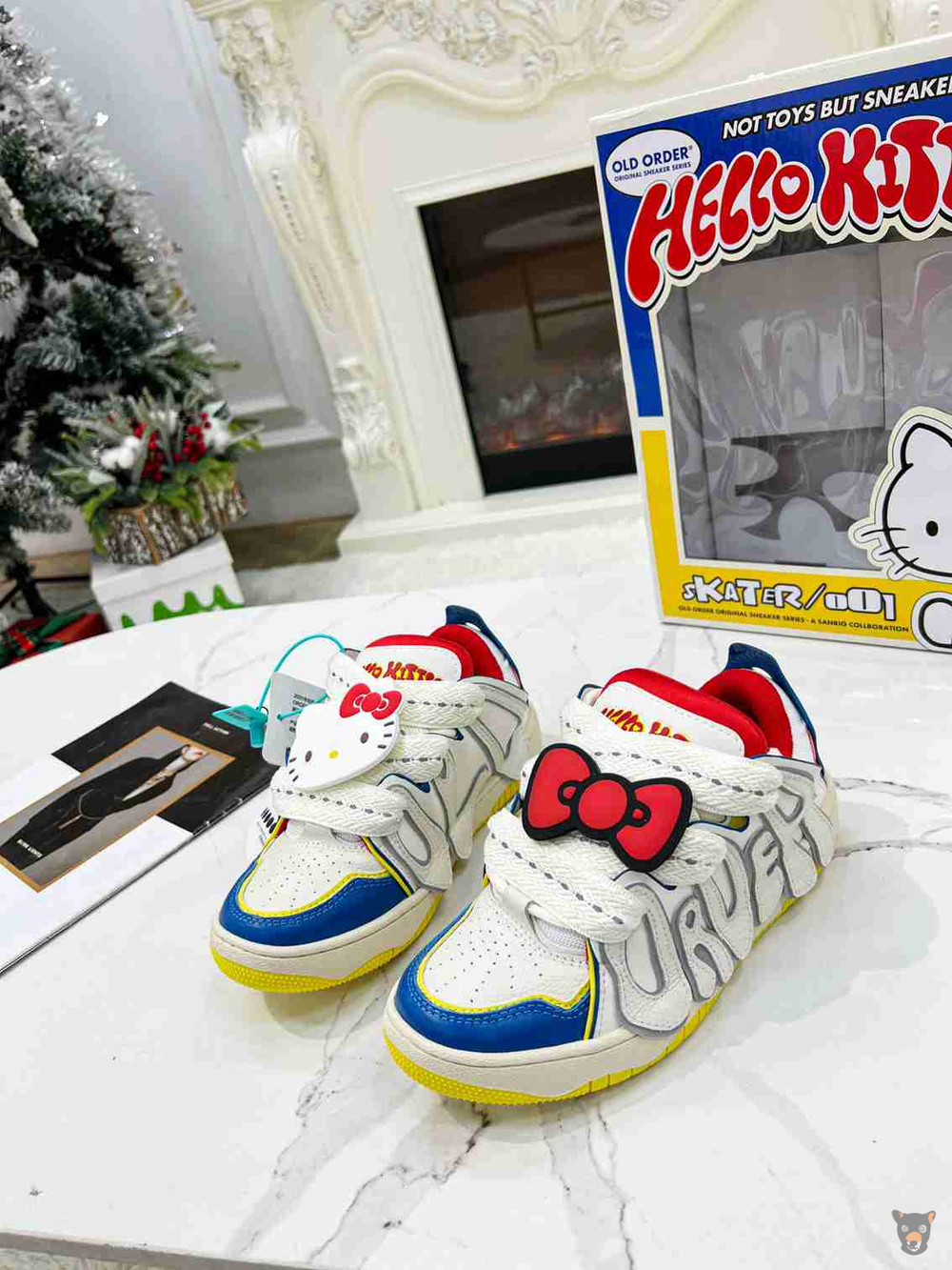 Кроссовки SANRIO HelloKitty x Old Order Skater 001