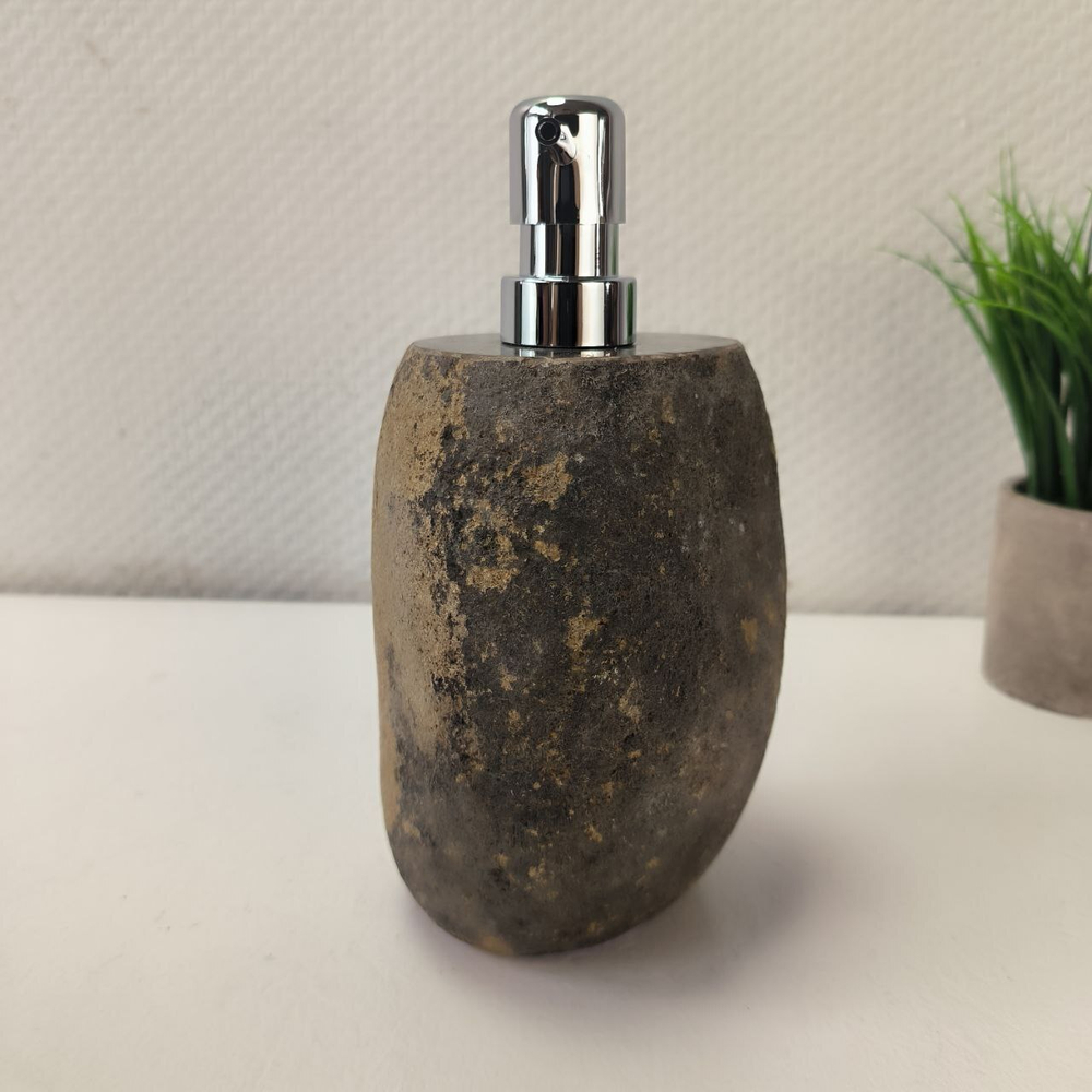 Дозатор из речного камня DRC-64017 (58)