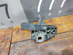 Кронштейн передней панели Mercedes C (W205) 14-23 Б/У Оригинал A2056203401