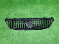 Решетка радиатора Volvo V40 2 (2016-2019)