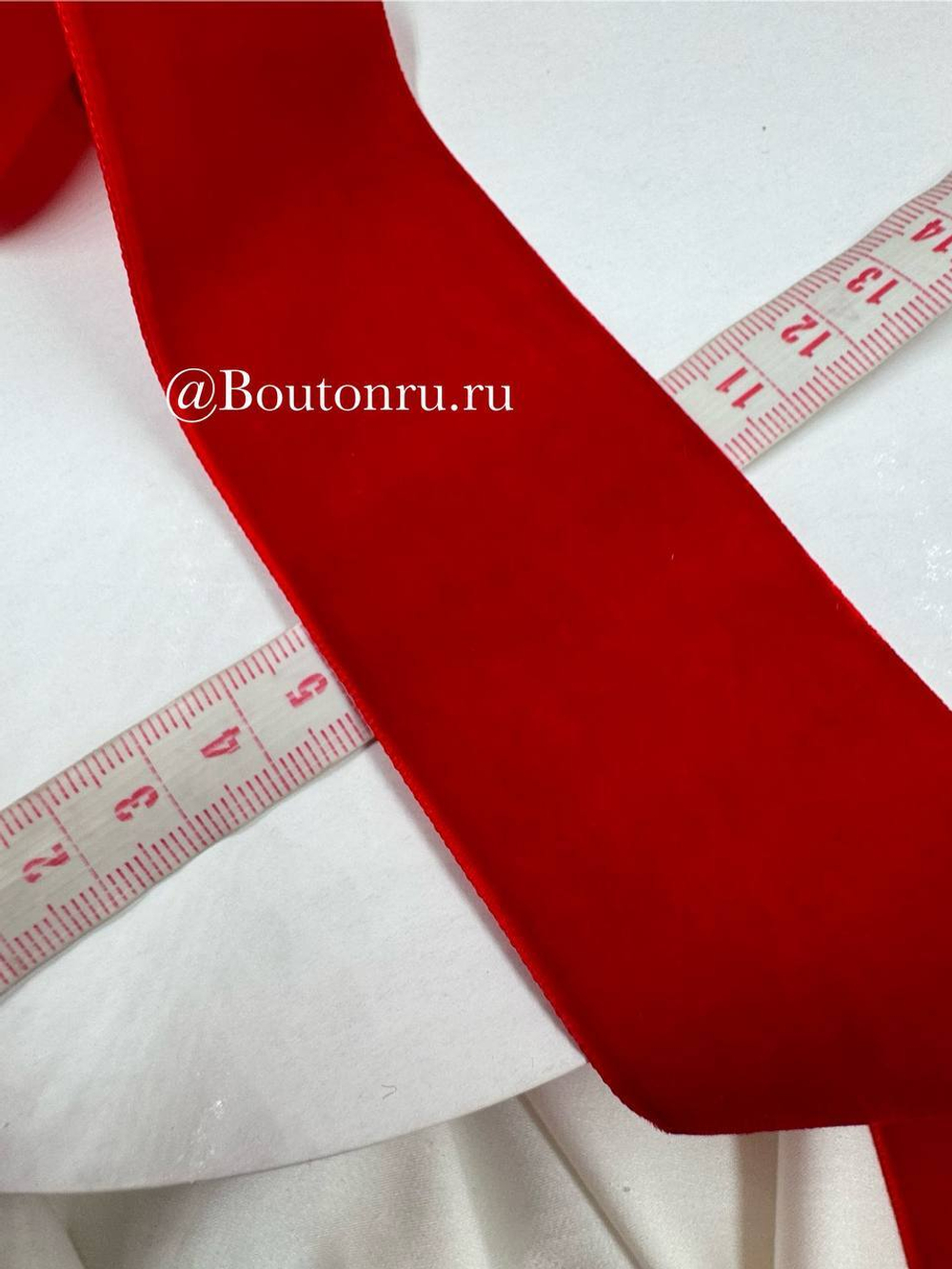 Лента бархатная красная