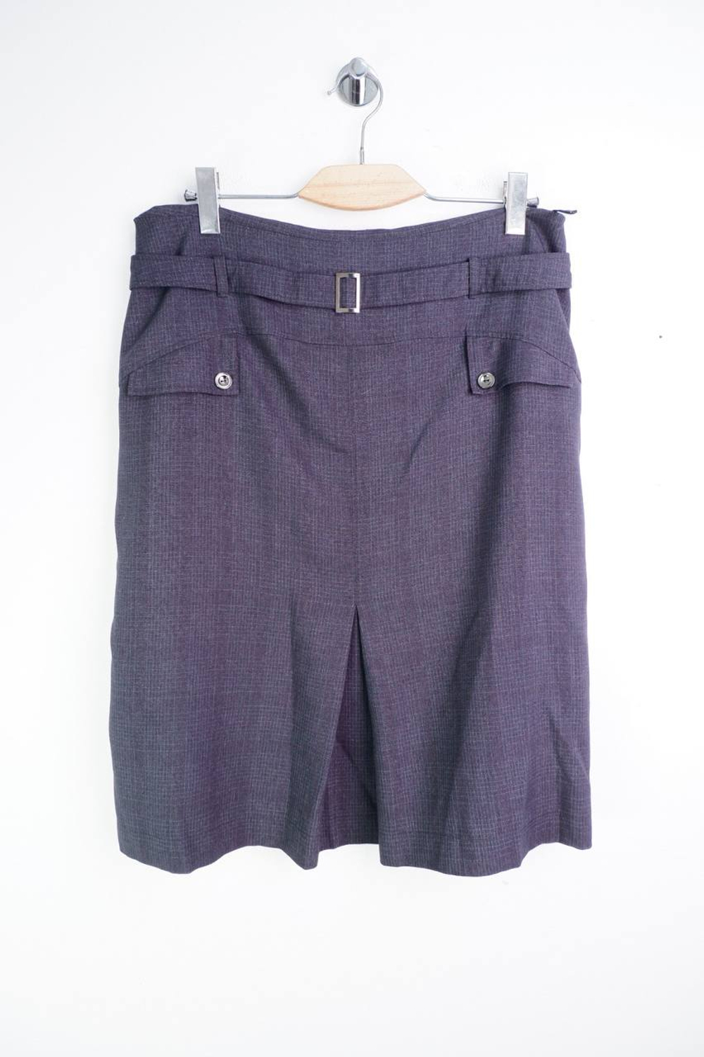 Юбка Olaina сдержанного кроя, визуально на 54 размер