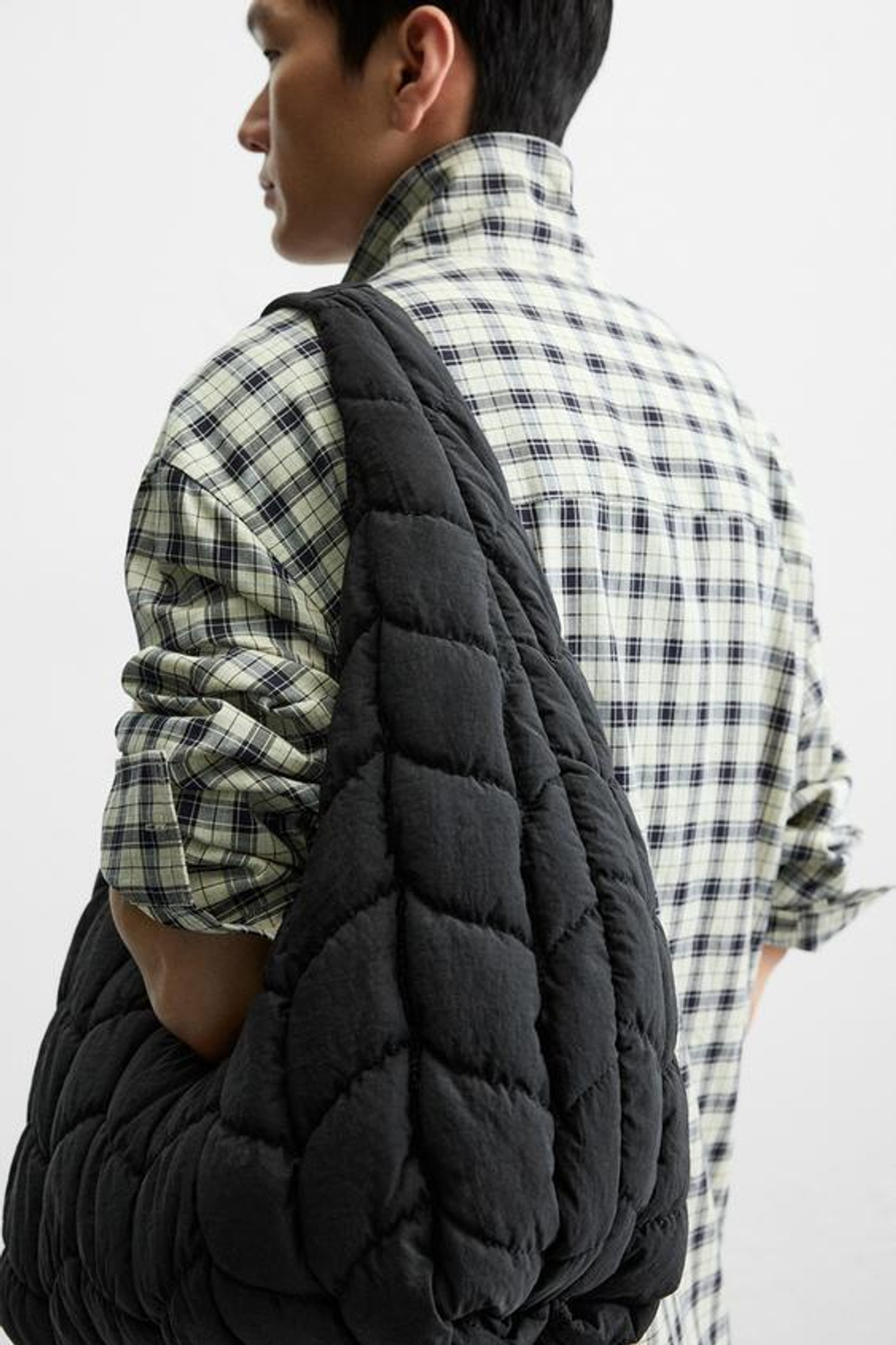 ZARA СТЕГАНАЯ НЕЙЛОНОВАЯ СУМКА, ЧЕРНЫЙ