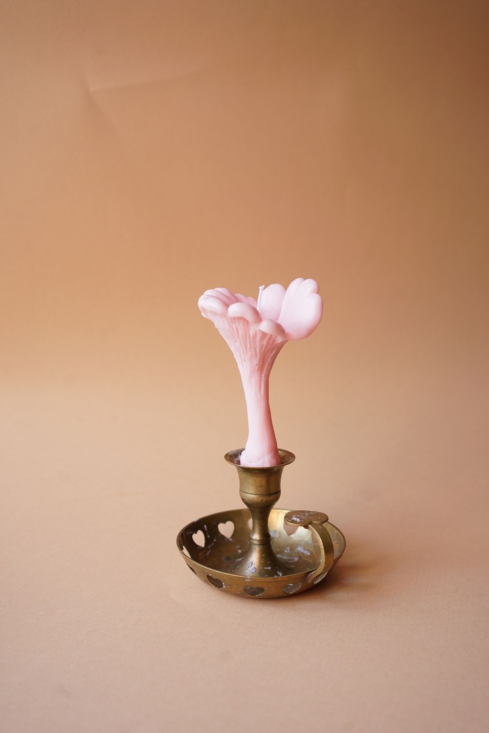 Купить Свеча Unification Love Гриб Лисичка розовая (Черная смородина) Свеча Unification Love Гриб Лисичка розовая (Черная смородина)