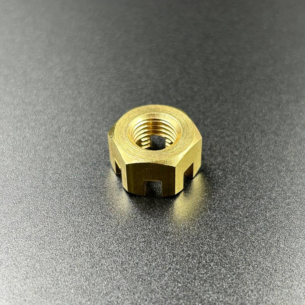 Гайка крепления гребного винта Yamaha 6-15, F6-20 (KACAWA)