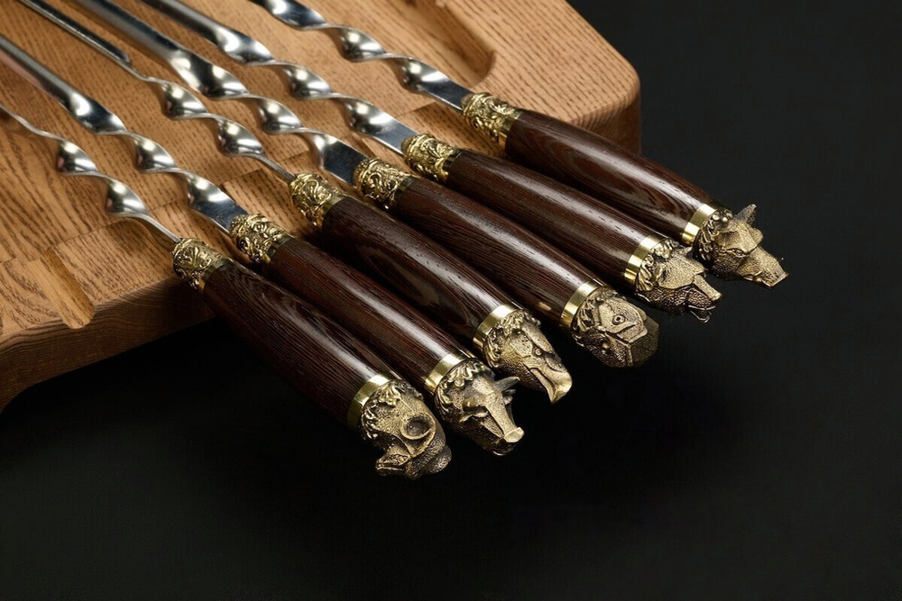 Подарочный набор шампуров в кейсе "Звери каменные"