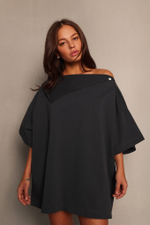 Футболка с отложным уголком