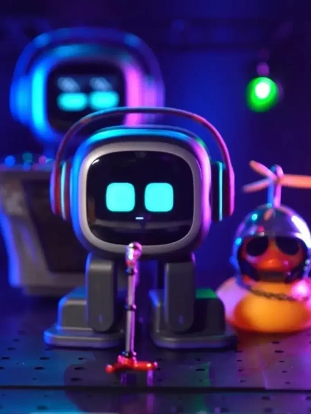 Умный робот питомец EMO с искусственным интеллектом AI