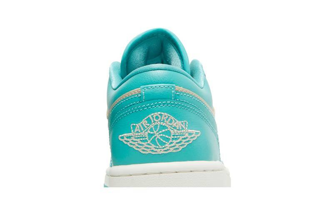 Кроссовки Jordan Air Jordan 1 Low (Женская размерная сетка)