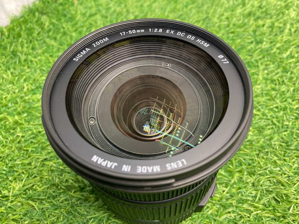 Sigma AF 17-50mm 2.8 EX DC HSM
