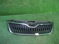 Решетка радиатора Skoda Rapid (2012-2020)