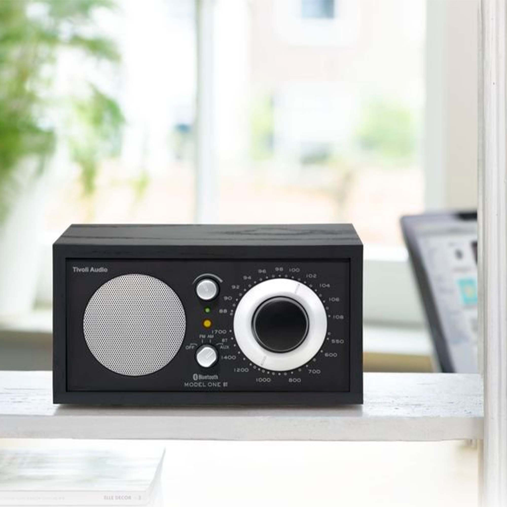 Tivoli Model One BT Черный/Черный/Серебро [Black/Black/Silver] — радиоприемник с Bluetooth