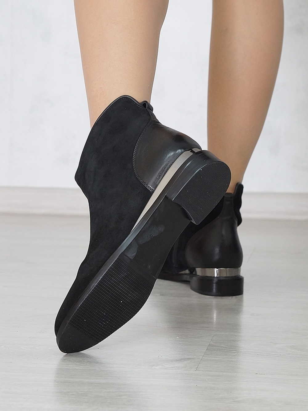 Полусапожки женские VARANESE