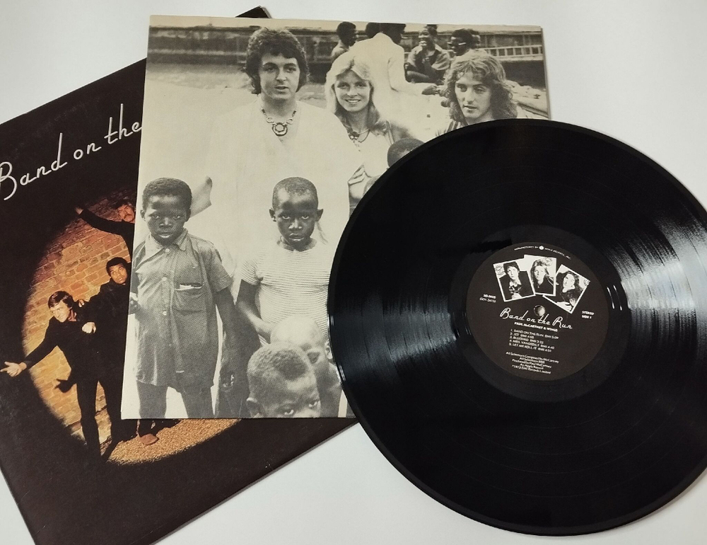 Винтажная виниловая пластинка LP Paul McCartney and Wings Band On The Run (USA 1973)