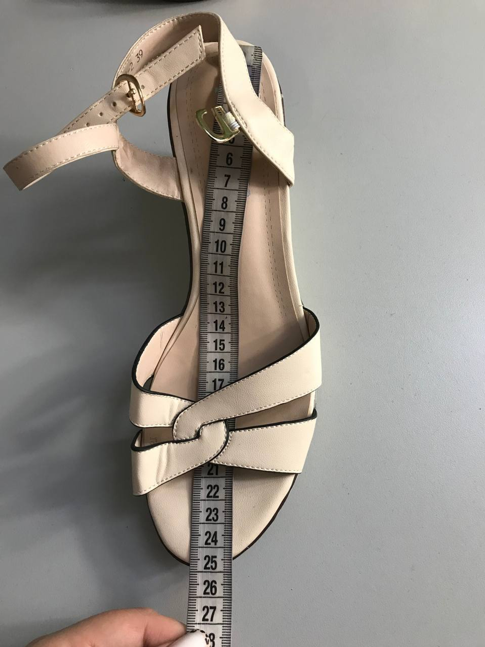 Босоножки Pindian практичные, 39 размер, новые