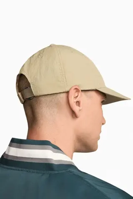 Кепка Nike Club - бежевый