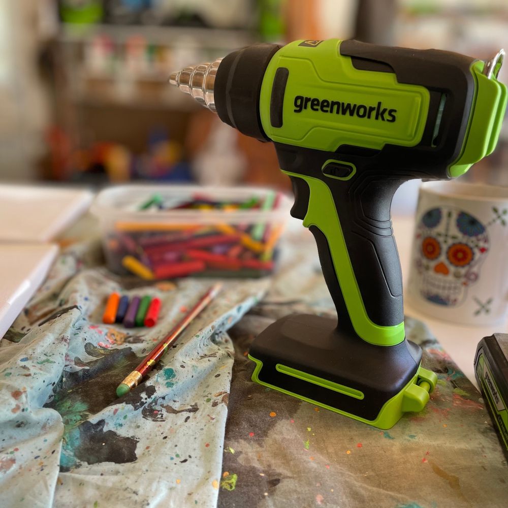 Строительный фен акк. Greenworks G24HG, 24V, 550°С, 200 л/мин,1х4Ач,ЗУ,кор (3400207CUB)