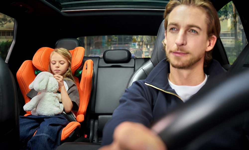 Автокресло Recaro Axion 1 Vibrant Orange, оранжевый