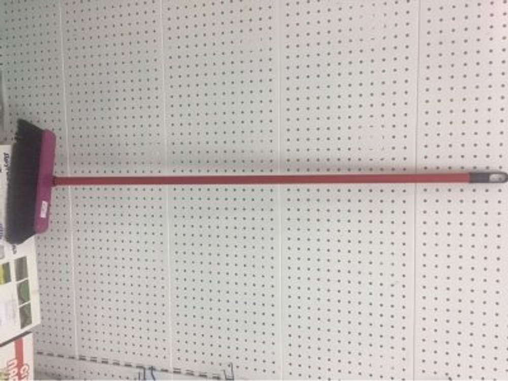 Щетка для пола Диана с металлическим черенком