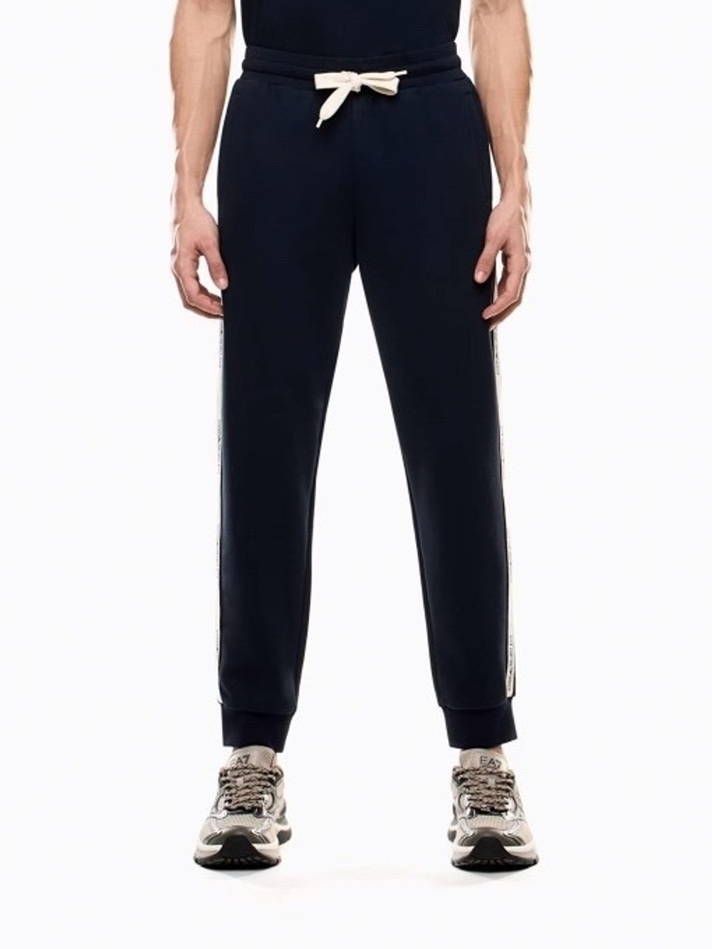 Костюм спортивный мужской EA7