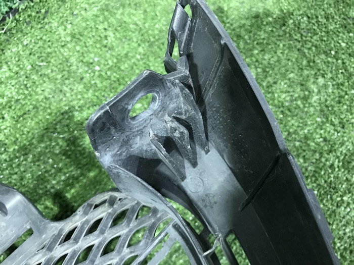 Решетка радиатора Mercedes E W213 (2016-2021)