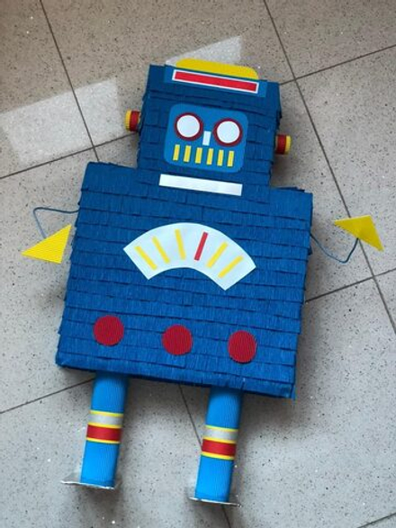 Пиньята "Робот"