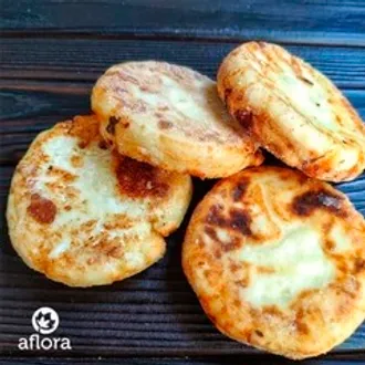 Сырники по-домашнему с изюмом / 6 шт