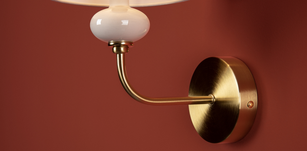 Настенный светильник Freya Evelyn FR2038WL-01BS