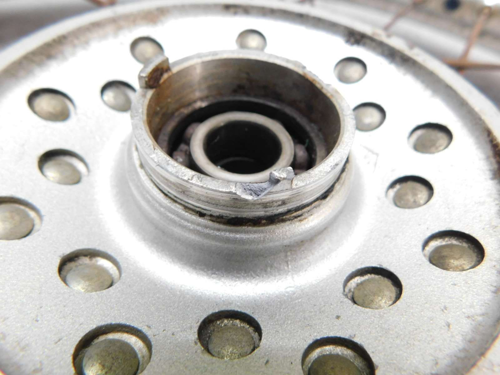 Колесо переднее Yamaha Serow 225 4JG