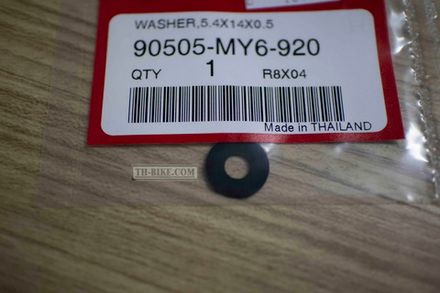 90505-MY6-920. WASHER, 5.4X14X0.5. Windscreen mount washer (plastic)