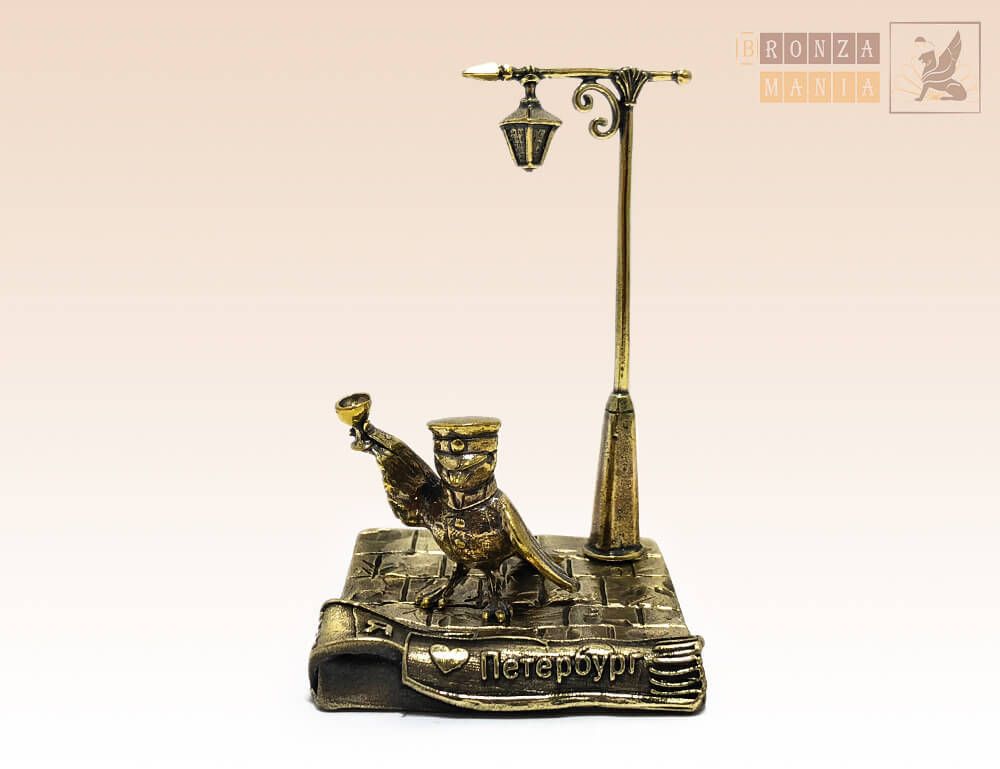 фигурка Чижик-Пыжик с рюмкой - Люблю Питер под фонариком