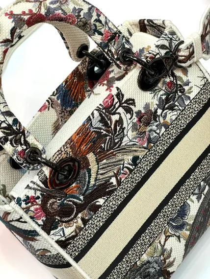 Сумка женская Dior Lady D-lite, модель среднего формата белый