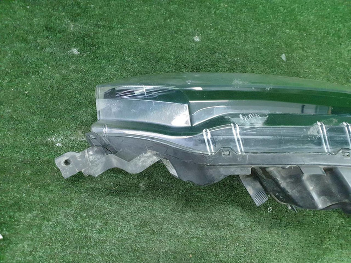 Фара правая Nissan Qashqai 2 j11 (17-23) галоген