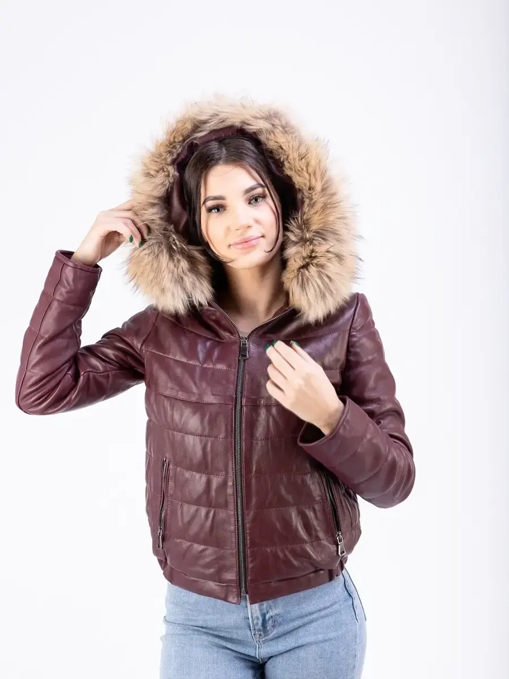 Куртка женская из натуральной кожи с капюшоном Турция