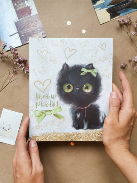 Фотоальбом на 200 фото 10х15 см, пластик. листы sweet kittens Чёрный котёнок
