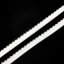 Резинка отделочная белая 12 мм  (цв. 001), 605/12