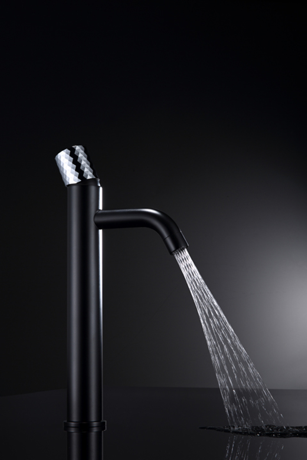 Boheme Смеситель STICK для умыв. выс. BLACK DIAMOND CHROME_Комплект