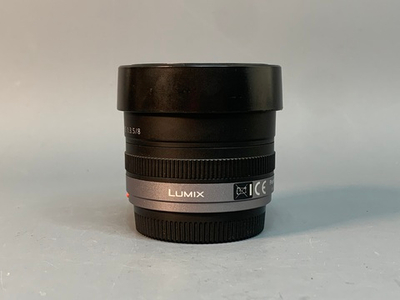 Lumix G Fisheye 8mm / F3.5