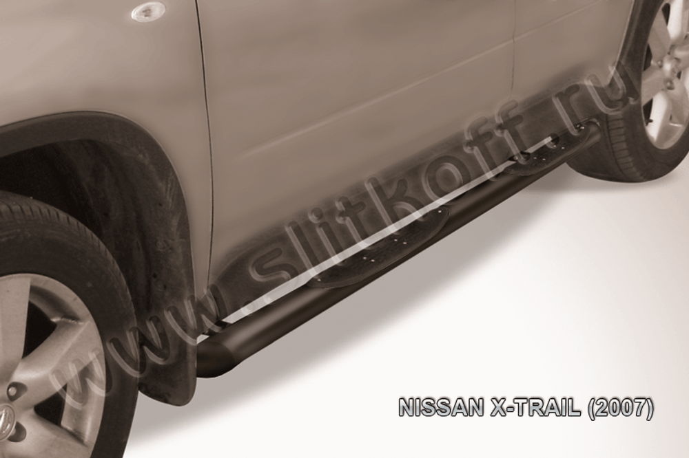 Пороги стальные Nissan X-Trail (2007-2011) d76 люкс с проступями (черные)