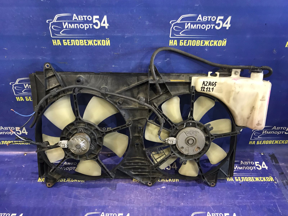 Диффузор радиатора двигателя TOYOTA NOAH 2001–2007