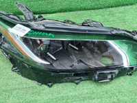 Битая Фара правая Lexus ES 7 (2018-2021) LED