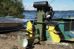 Лодочный мотор болотоход бурлак м2 20 л.с. 4-х тактный