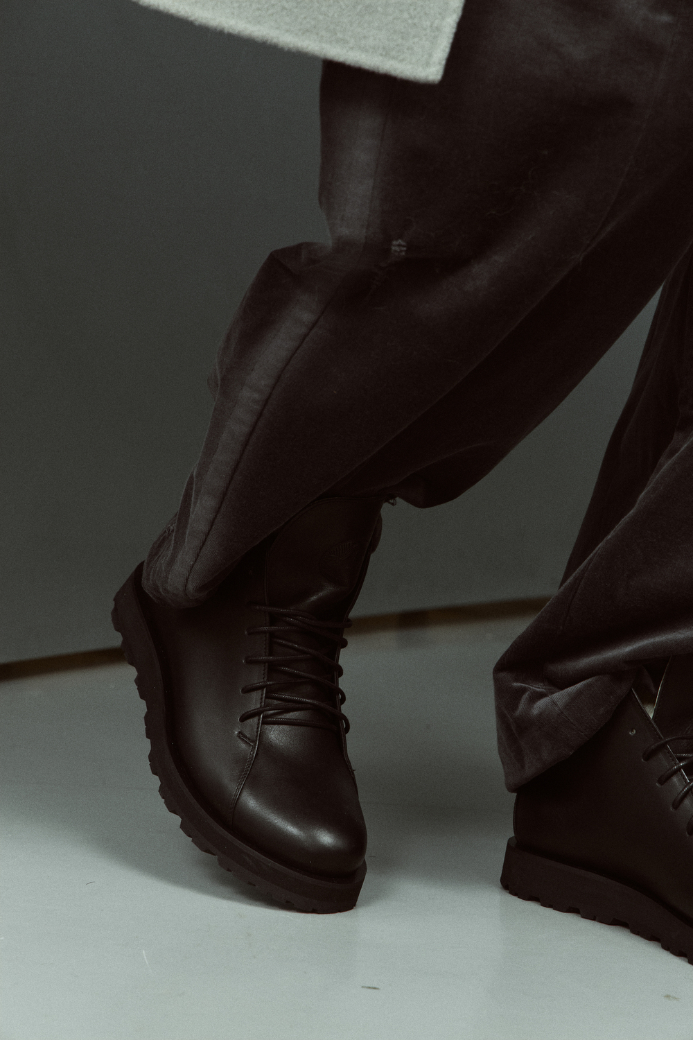 HighShoes black Michelin winter