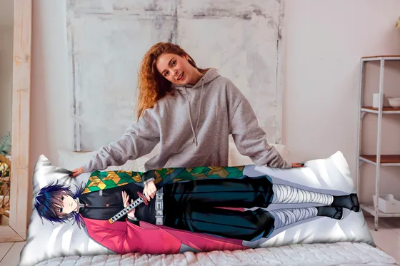 Дакимакура Гию Томиока